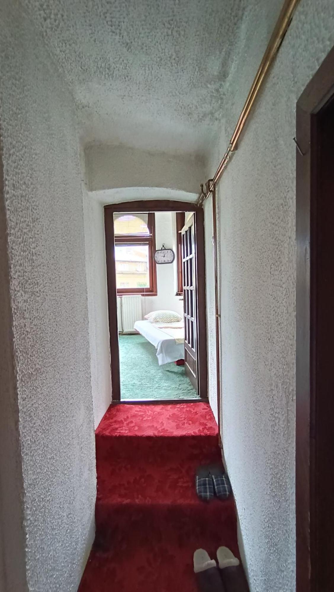 Maria'S Tower Apartman Szarajevó Kültér fotó